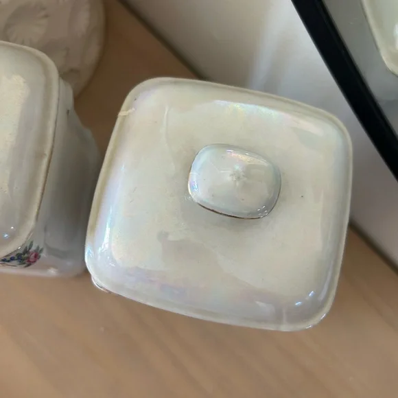 Vintage 1920s Victoria China Czechoslovakia Floral Ceramic Flour Sugar Canisters - Picture 5 of 14